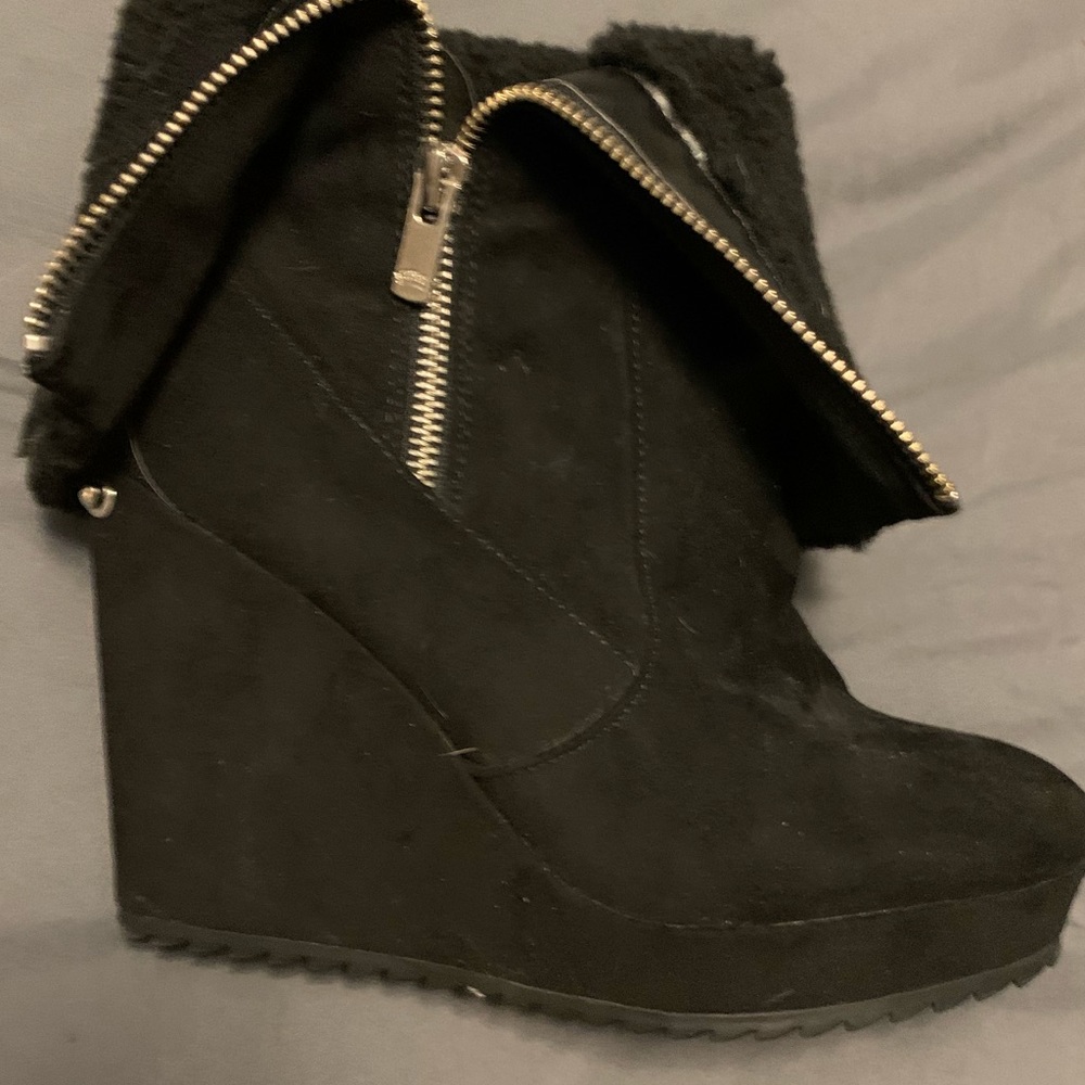 Juicy couture wedge boots